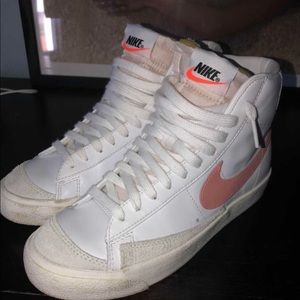 Nike Blazers Mid 77